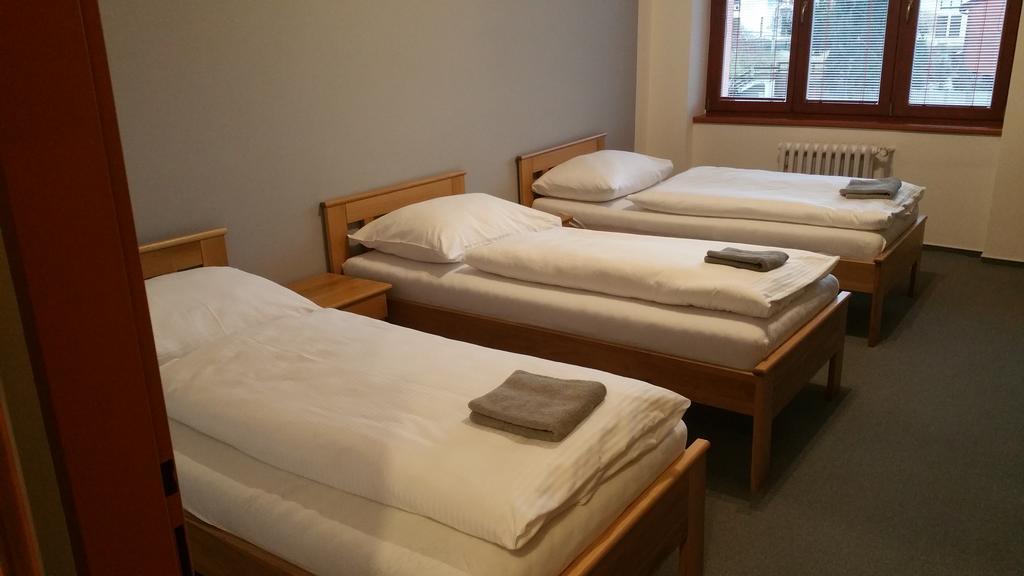 Rožnov pod Radhoštěm Hotel Koruna חדר תמונה