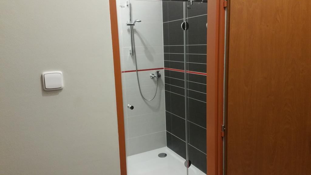 Rožnov pod Radhoštěm Hotel Koruna מראה חיצוני תמונה