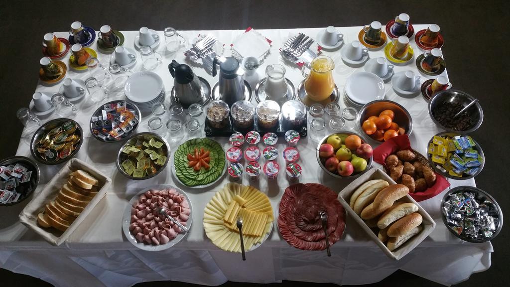 Rožnov pod Radhoštěm Hotel Koruna מראה חיצוני תמונה