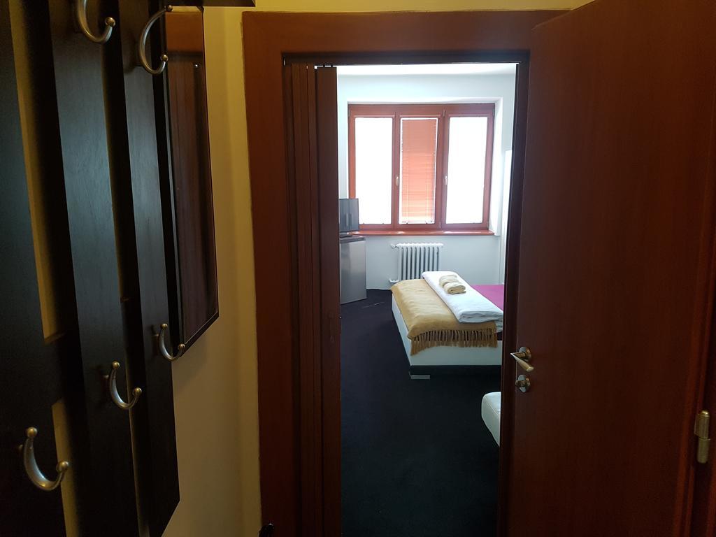 Rožnov pod Radhoštěm Hotel Koruna מראה חיצוני תמונה